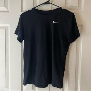 Nike Short Sleeve Shirt Medium